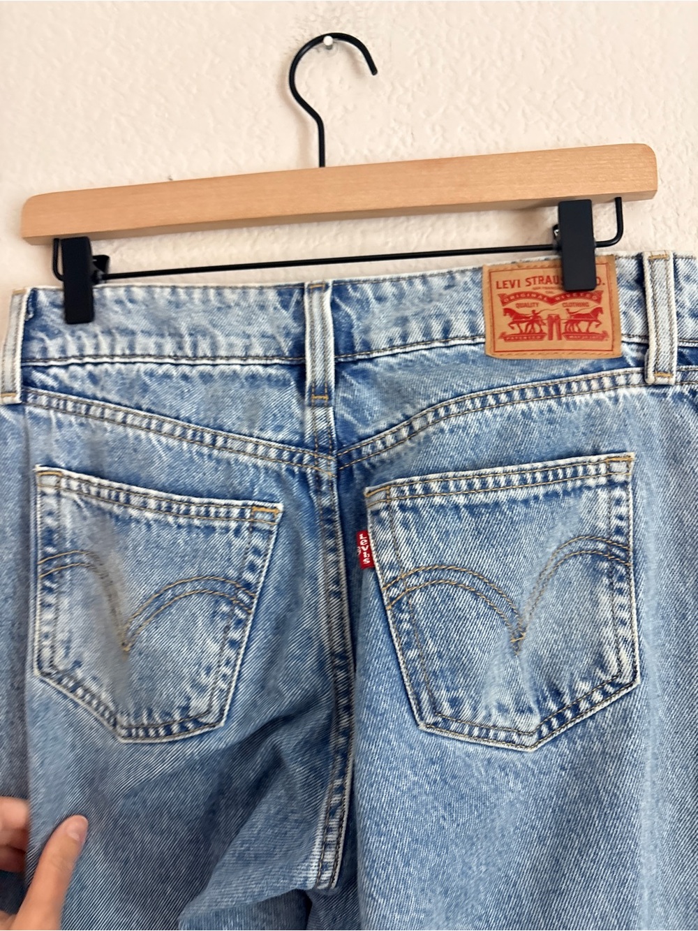 Levi’s Superlow 90s Jeans - Picture 7 of 9